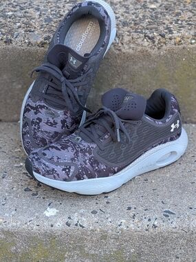Under Armour Men’s Cloudfoam Camo Running Shoes — Black/Grey Size 10